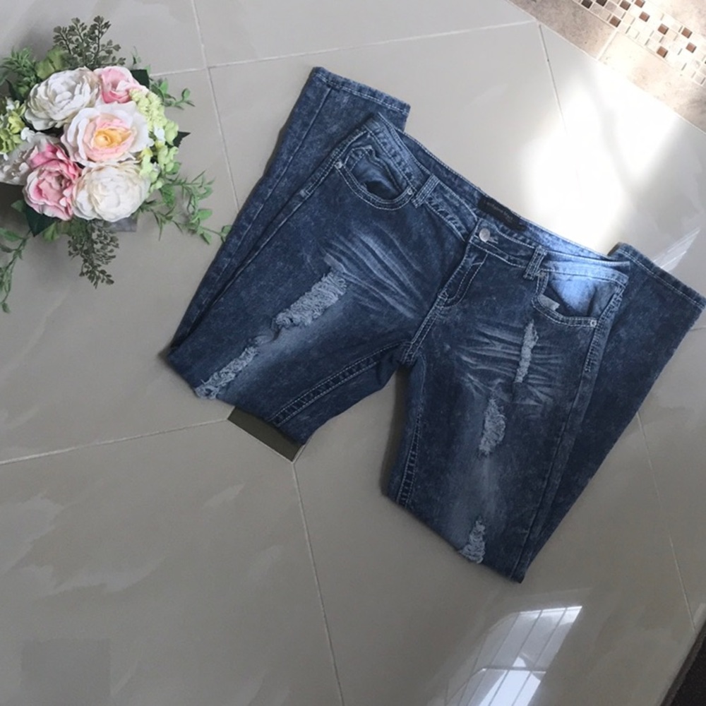 Twenty one black by rue21 blue jeans